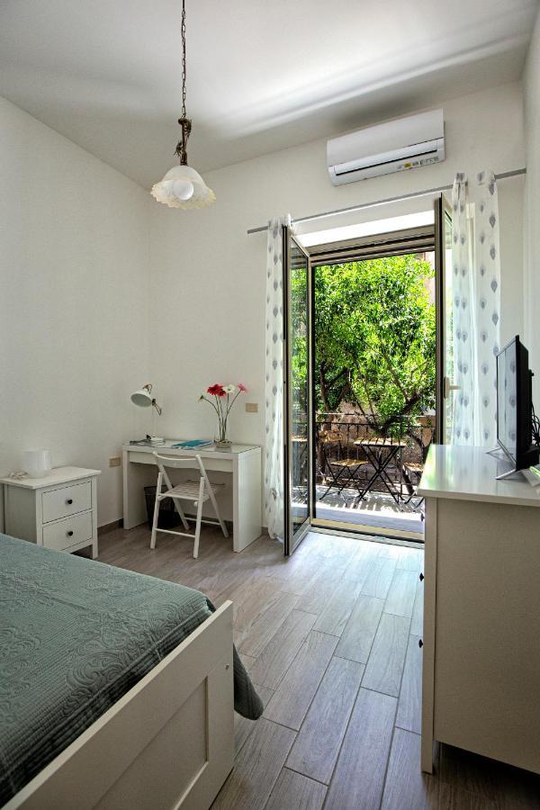 Garden House: Apartments And Rooms For Holidays Παλέρμο Εξωτερικό φωτογραφία