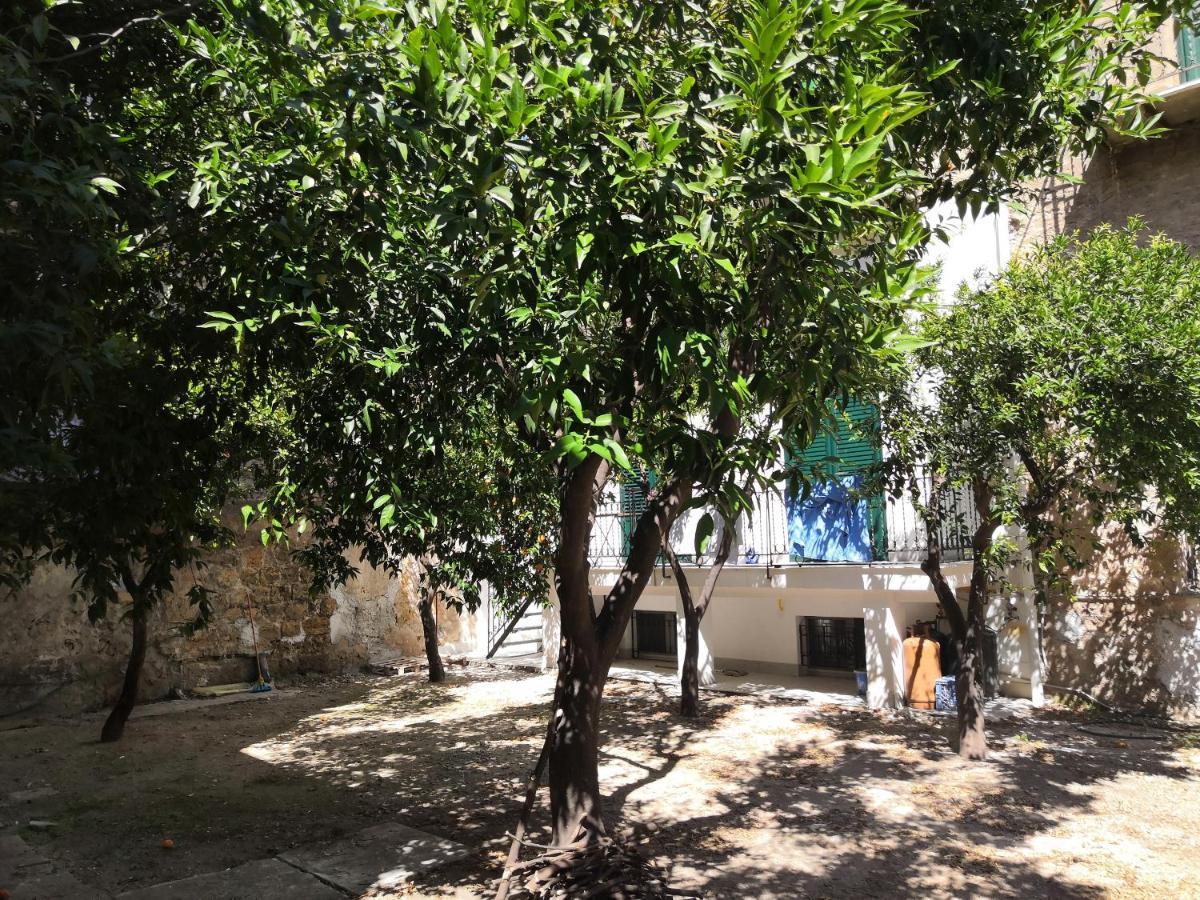 Garden House: Apartments And Rooms For Holidays Παλέρμο Εξωτερικό φωτογραφία